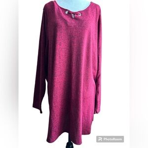 2 Dye 4 Size 3x red top with beautiful accent buttons